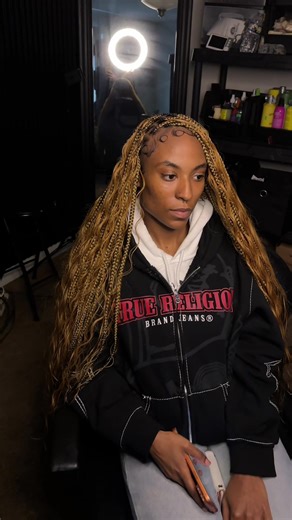 Book your boho knotless today😍✨ ◈ ◈ ◈ ◈ ◈ ◈ Natural skin Care products & Hair Growth Oil @luminous.lathers ◈ ◈ ◈ ◈ ◈ ◈ Home of the Baddie On a Budget⭐️ LaShelle • La - Shell She/her * Located: Henrico, Virginia📍 * Wash & Blow Dry available for add on 🫧 * Books open 20th monthly🗓️ * “Baddie on a Budget” posted the 20th monthly🎀 ◈ ◈ ◈ ◈ ◈ ◈ #rvabraids #rvabraider #bohoknotlessbraids