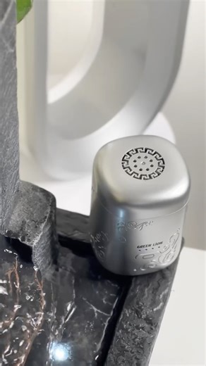 iOffer.ae on Instagram: "The Green Lion Aseel Bakhour Burner brings the timeless tradition of bakhour to modern living. Experience the rich, authentic aroma that fills every corner of your space. Why it's special: 🔥 Perfect heating (250-300°C for optimal fragrance) ⏰ Smart auto-off (2 minutes = safe & efficient) 🔋 Long-lasting (8-10 burning cycles per charge!) ⚡ Type-C charging (2-3 hours full charge) 💡 LED indicator (know the status at a glance) 🏠 Wide area coverage (entire room fills with