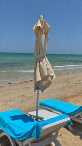 ✨ AFTER LIGHT – Tomorrow at Radisson Blu Palace Djerba ✨ ☀️ Start your day soaking up the sun by our outdoor pool 🍽️ Discover delicious flavors at Turquoise Restaurant – with pool & sea view 🍸 Then end the day with drinks & fun vibes at Blu White Bar, right on the beach 🌅 One sunset. One vibe. One unforgettable night. 🔥 Don’t miss After Light – tomorrow night! #RadissonBluDjerba #BluWhiteVibes #AfterLight #SunsetParty #BeachMood #TurquoiseRestaurant #PoolDay #SummerVibes#radissonhotels #radi