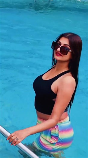 Enjoying Pool in Winter ❄️🏊‍♀️ | Cold Weather Pool Fun | Chill Vibes Vlog #shortsfeed #youtubeshorts