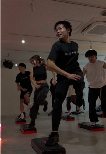 全力で体もココロも踊りまくり🔥#ダンスフィットネス #フィットネス #有酸素運動