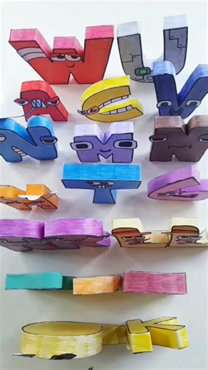 Domino Spanish Alphabet Lore #papercraft #alphabetlore #diypapercraft