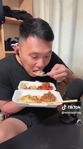 Slurping Cai Fan: A Fast Eating Mukbang Experience