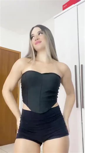 #beauty #sexy #dance Who understands! The moment the intro starts, you can't help but want to dance. Doesn't it resonate with your DNA?