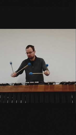 Playing Jazz Music on Vibraphone makes lots of fun!