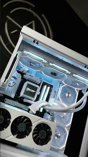 White PC Build HYTE Y70 Touch