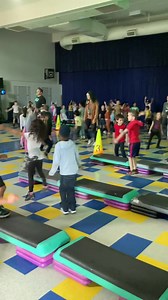 Just a lil snippet of Sami Circuit today!! Kindergarten and 1st grades enjoyed Sami in person for the first time at Carmichael! More pics and videos to come… | Carmichael Elementary School