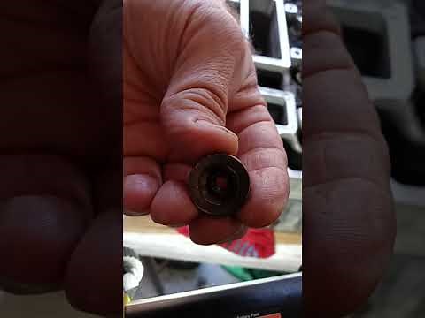 Remove and install valve spring, retainer, keepers without special tool