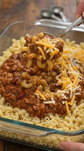 Oven Baked Amish Chili Mac Full Recipe in Description #slowcookerrecipe #crockpotcooking #cooking