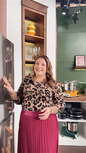 Dinner for four. Around $40. 🍽️ 📺 Watch Vanessa make Everyday Excellent weekdays on Gusto TV or stream FREE on the Gusto TV app!⁠ ⁠ • Mondays: 5:30 PM⁠ • Tuesdays: 8:00 AM & 8:00 PM⁠ • Wednesdays: 5:30 PM⁠ • Thursdays: 8:00 AM & 8:00 PM⁠ • Fridays: 6:30 PM | Gusto TV