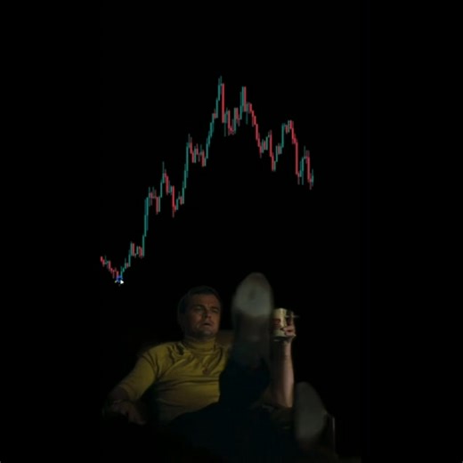 免費送一份【完整的k線教學】及價值30000港幣的課程視頻，股友必看！整理了全港最全K線教學，共148張K線圖，48種不同型態，附實例詳細解說，一學就上手！ 你是否對股市投資感到困惑？不知道如何看懂盤面和趨勢變化？別擔心！現在添加老師申請，以簡單、易學、易懂的原則，整理了一些頂部形態組合，提供操作上的參考準則，讓你更有信心投資！ 想要在股市投資中贏得勝利，就得從基礎知識開始學起。這份教學包含了各種K線型態： ✅4種「變盤止跌訊號」的K線代表：蜻蜓線、T字線…… ✅4種「變盤止漲訊號」K線代表：流星線、墓碑線…… ✅5種「做空獲利」K線組合：黑三兵、吞三紅…… ✅5種「缺口」訊息：突破缺口、逃逸缺口…… ✅6種「做多獲利」K線組合：多方炮、南方三星、飛鴿歸巢…… 只要掌握其中的奧妙，即使是股市新手也能看懂盤面和趨勢變化，提高投資成功率！ 不要再被股市投資困擾了 | K綫信徒