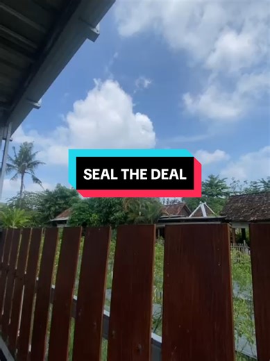 Seal the deal 🫱🏻‍🫲🏼 Akhir dari sebuah cerita. Terima kasih banyak atas trust-nya 🙏 Semoga nyaman dan betah di rumah barunya. Semoga membawa berkah dan kebahagiaan 🤍 🏡 Story of ale 📑 Cerita dibalik rumah & kosan yang nyaman 📲 Fast chat : 62 856-6461-0655 #closingrumah #infokontrakanjogja #sewarumahjogja #jogja24jam #fypage