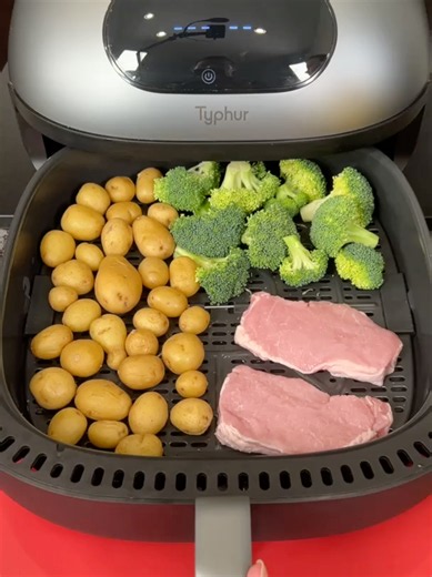 Easy Air Fryer Pork Chops & Potatoes Dinner