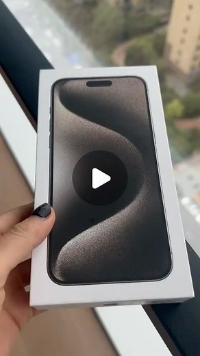 Tech E.M on Instagram: "iPhone 15 Pro Max Unboxing experience 😳😳 #apple #iphone15 #iphone15pro #iphone15promax #handy #unboxing #naturaltitanium #reels"