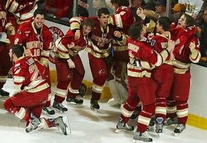 2004 Frozen Four: Denver survives 3-man disadvantage in final 90 seconds for national title