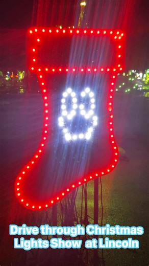 Christmas Lights display on 27th and Nebraska Parkway #27thAndNebraskaPKWY #drivethroughdisplay #nebraskachristmaslights #ChristmasInLincoln #LincolnEvents | Nebraska Christmas Lights Show