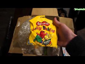 Lui Calibre & Daithi De Nogla try Irish Snacks & Sweets plus Cockta!