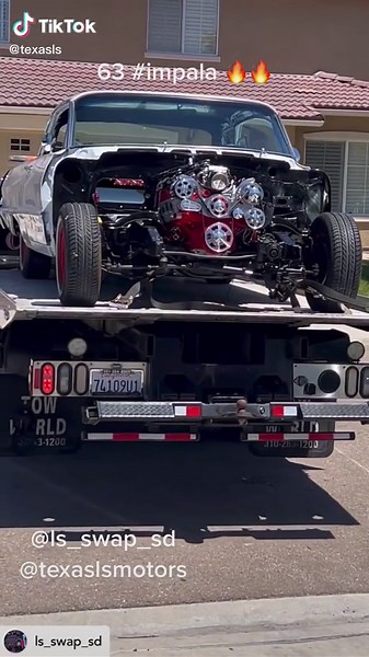 My homie @LS_Swap_Apparel killing the #lsswap on this #1963 #impala in #california 🤘🏼 #texas #lowrider #ls #engine