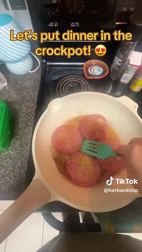 Easy Family-Friendly Crockpot Hamburger Meal