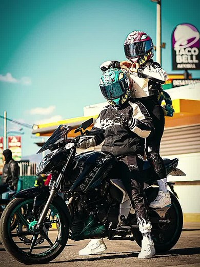 My lady @Ana Gálvez #corazon #apache #CapCut #motos #pareja #loveyou