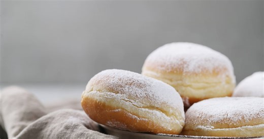 Recept na šolje za prave domaće krofne: Nećete imati nijednu šuplju, ovakav ukus se ne propušta