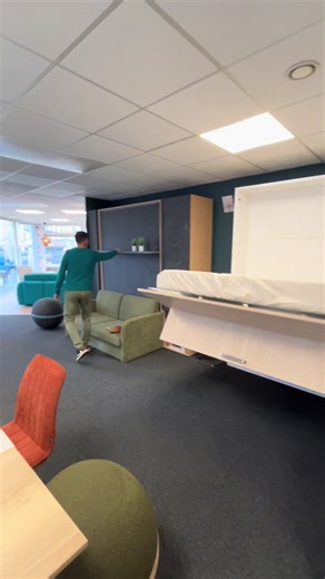 Un petit aperçu de notre magasin et des solutions gain de place que vous nous pouvons vous proposer !! Vannes est partout en France 😉 étude gratuite sur le formulaire de contacts sur la bio ou par mail à vannes@laplacedanslamaison.com##gainplace##fyp##petitesurfaces##astucedeco##amenagementinterieur