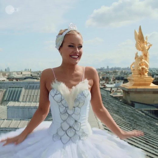 "Find me in Paris“ ist zurück! Klick dich in die ZDFmediathek und erlebe neue spannende Abenteuer mit Lena und dem BLOK. | ZDF