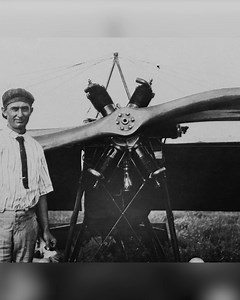 The Cessna 172 sold over 44 000 individuals back in 1956. Interviewing a pilot for the Cessna 172, check out the features of the Cessna 172 that made it such a unique aircraft to fly. | Spark