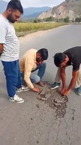 6.9K views · 68 reactions | Newly macadamized road from kralpora to villgam.. few days ago, work was carried out on the Kralpora to Handwara road, but now just look at its condition. We request the administration to investigate this matter so that such poor work will not repeated again . District Administration Kupwara Manoj Sinha | Aawaz e kashmir | Facebook