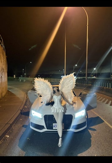 #halloween #angel #fyp IM OBSESSED. ignore the lazy walk | Angel Costume Halloween