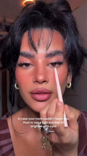 Huda on Instagram: "The secret to looking wide awake 👀💫"