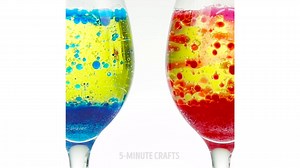 5 MINUTE CRAFTS | 2 AMAZING experiments with water