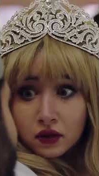 لما واحدة من بتوع إيجيبت تركب طيارة مع أتنين صعايدة طالبين شيشة😂#في ال لا لا لاند #shorts