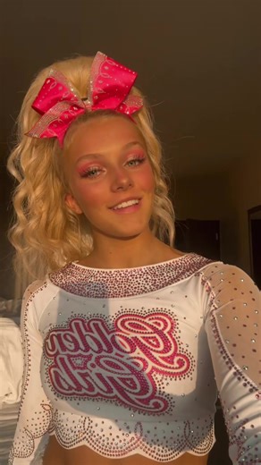 Cheerleader Girl Outfit Showcase in Cozy Bedroom