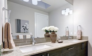 Make It Beautiful! Bathroom Vanity Mirror Ideas for Double and Single Vanities