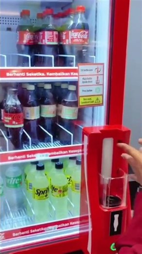 Hardening or frozen drink machine – fast & efficient operation! 🧊⚙️