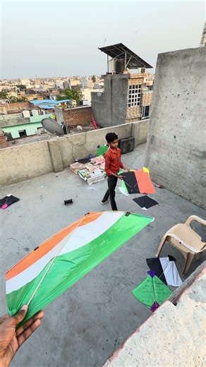 Indian kite ke badale char patang le li 🪁😱#shorts #kiteflying #kite #patang