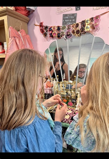 Stylish OOTD with Colorful Outfits