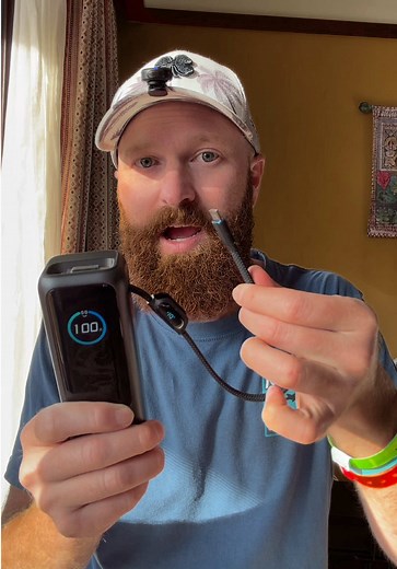 Anker 165W 25K Power Bank: Charge Multiple Devices
