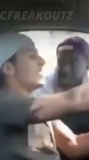 try to run off on the plug🤣 #funny #memes #shortvideo