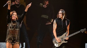 “I’m sorry, most of the guitar players who I admire could not in their lifetime play that gig”: Nuno Bettencourt explains why the Rihanna gig is way tougher than rock