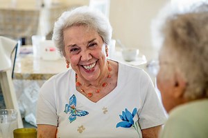 6 Tips for Touring Assisted Living Facilities