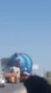 194K views · 4.2K reactions | #Región #Mutún #PuertoSuárez El reactor "Energiron Z" para el Complejo Siderúrgico del Mutún en Puerto Suárez ya está en Bolivia. El equipo fabricado en México, pesa 175 toneladas, tiene un largo de 26 metros y un ancho de aproximadamente 7 metros | Montero Noticias | Facebook