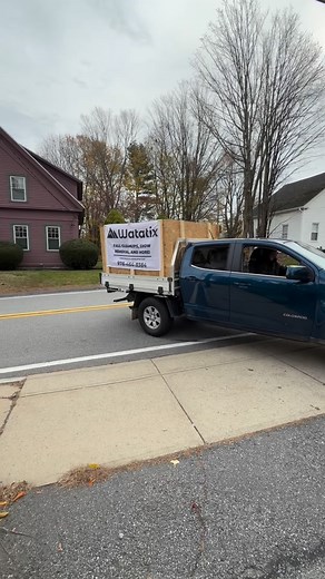 Leaves stacking up? We’re on it! 💪🍁 Call or text “quote” to 978-464-8384 to get started! #fallcleanups #landscaping #fall #smallbuisness #d2d #fallvibes #landscapingbiz | Watatix