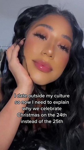 Dating Outside My Culture: Explaining Christmas on the 24th | Ecuadorian Latina