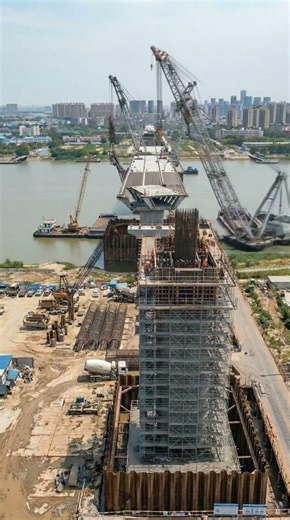 Bridge Construction Time-lapse
