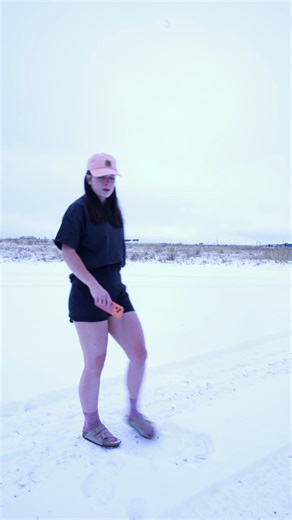 When adventure calls, will you answer? ️Our Topo Designs X OtterBox collab is here to fuel your wanderlust. Tough case design meets stylish outdoor vibes in a match made in mountain heaven. ​ Which piece speaks to your inner explorer?​ Phone case and accessories featured for OtterBox X Topo Designs in Topo Verdant Summit (Green):​ 💚 Defender Series Pro XT​ 👜 Mini Shoulder Bag ​ 🎧 AirPods Pro (1st and 2nd gen) Case​ #OtterBox #OutdoorGear ​ #ColoradoAdventures #PhoneCase | OtterBox