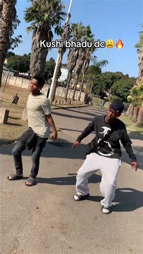Kushi bhadu dc by me & ‪@Bandile_k.2‬ #gqomisthefuture #dance #gqommusic #thebiggestinthekasi