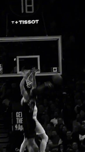 BEST BLOCK OF 2026 PLAYOFFS SO FAR 👀