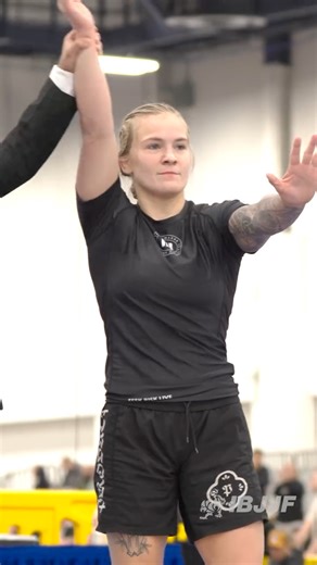 IBJJF on Instagram: "@elisabethclaybjj is the 2025 Middleweight World No-Gi Champion! Watch all matches live on @flograppling."